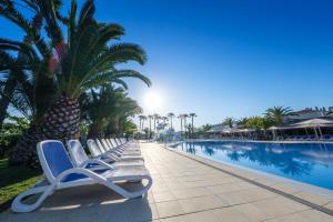 Bazén v ubytovaní Camping Estival Vendrell Platja alebo v jeho blízkosti