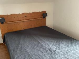 Posteľ alebo postele v izbe v ubytovaní Chalet mitoyen 3 pièces, 8 pers. avec terrasse et parking à La Joue du Loup - FR-1-504-641 + 8 fotografií