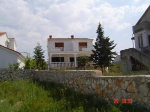 Budynek, w którym mieści się apartament