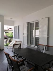 Balkón alebo terasa v ubytovaní Apartment in Razanj with terrace, air conditioning, WiFi, washing machine 3567-1