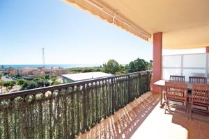 Balkón alebo terasa v ubytovaní Global Properties, Apartamento con gran terraza y piscina