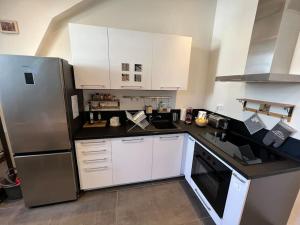Zdjęcie z galerii obiektu Le Jeannin, magnifique duplex 6 Prs - centre historique de Dijon w mieście Dijon