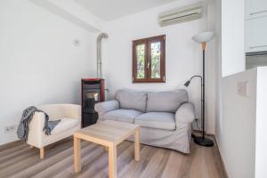 Posedenie v ubytovaní Scuole CEMM San Vito Apartment with parking