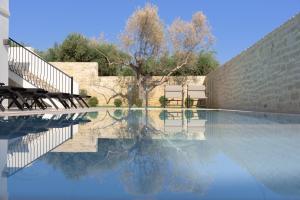 Πισίνα στο ή κοντά στο Ivory Villa, Pool, Heated SpaWhirlpool, Sauna & Gym, By ThinkVilla