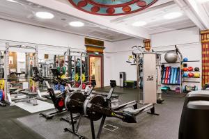 Fitness center at/o fitness facilities sa Andaz London Liverpool Street - a Concept by Hyatt