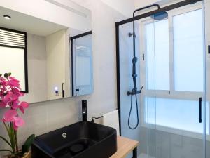 Koupelna v ubytování Malagaflat Design Apartment 3 Bedrooms City Centre