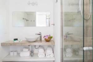 Anastasio Hotel & Beach Club的一间浴室