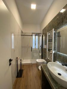 Phòng tắm tại Roma Home -Manfredi Homes&Villas +63 ảnh