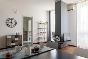 Kuchyňa alebo kuchynka v ubytovaní JOIVY Superb Flat with Home Office