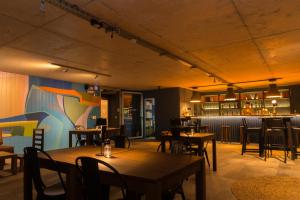 Anastasio Hotel & Beach Club餐厅或其他用餐的地方