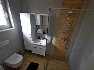 Kúpeľňa v ubytovaní GOLDEN - self CHECK IN + 27 fotografií
