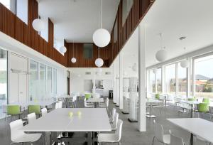 Restaurace v ubytování Hotel Middelpunt - Gratis Parking - Ontbijt inbegrepen!