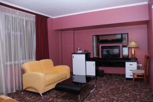 Χώρος καθιστικού στο Erebuni Hotel Yerevan