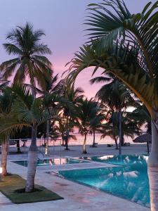 Piscina de la sau aproape de Beach front and golf paradise. Playa Nueva Romana