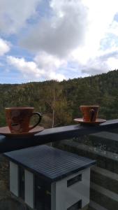 Uma vista geral da montanha ou uma vista da montanha a partir do apartamento