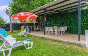 Κήπος έξω από το Lovely Home In Arahal Sevilla