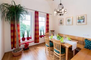 Posezení v ubytování Komfort Appartements Zirbenland - adults only - no dogs + 31 fotografií