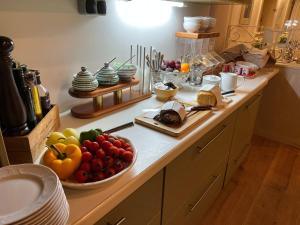 Cibo presso la locanda o nelle vicinanze