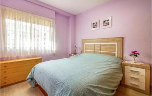 Postel nebo postele na pokoji v ubytování Stunning Apartment In Santa Pola