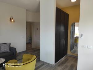 Khu vực ghế ngồi tại Bar suite