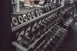 Fitness centrum a/nebo fitness zařízení v ubytování Sporthotel Kurz