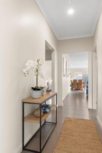 Gambar di galeri bagi LOTUS House di Point Lonsdale