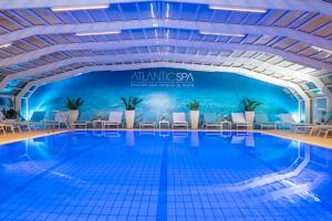 Bazén v ubytování Atlantic Hotel & SPA nebo v jeho okolí