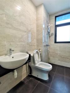 Ένα μπάνιο στο SKS Pavillion 1Bedroom High Floor @2pax By HAUZ CINTA