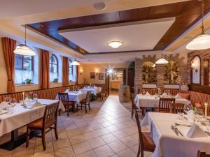 Ресторан / где поесть в Hotel Kössler