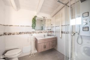 Koupelna v ubytování Barbera's Home + 21 fotografií