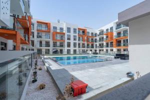Naktsmītnes Restful apartment with private terrace by the pool Dubaijā fotogalerijas attēls