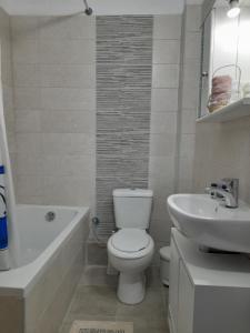 Kúpeľňa v ubytovaní chloi house + 20 fotografií