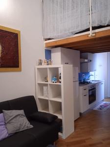 Kuchyňa alebo kuchynka v ubytovaní Mia Home