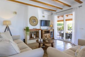 TV a/nebo společenská místnost v ubytování Casa de los Suenos