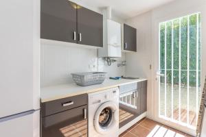 Kuchyň nebo kuchyňský kout v ubytování Casa de los Suenos