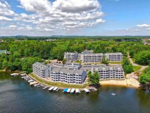 an aerial view of a resort on the water at Family Dreams Condo at Lighthouse Cove in Wisconsin Dells