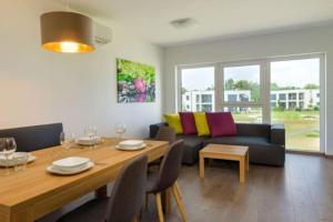 Posedenie v ubytovaní LUXUS Appartement am Golfplatz und Therme Lutzmannsburg
