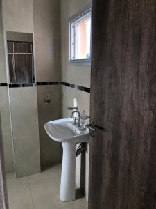 Edificio Itasu - 4to - alquileres temporales的一间浴室