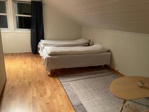 Postel nebo postele na pokoji v ubytování Stor villa på Leknes