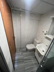 Koupelna v ubytování GRAND Deniz Hotel