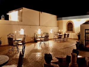 Posezení v ubytování Riad Maison Du Sud