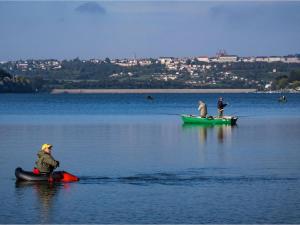Φωτογραφία από το άλμπουμ του Charmante maison bio avec jardin près du lac de la Liez - FR-1-611-15 σε Orbigny-au-Val