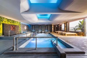 Bazén v ubytování Destino Deluxe Valle del Este Vera nebo v jeho okolí