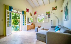 Posezení v ubytování Complexe La Providencia - Villa, Duplex, Studio, jacuzzi