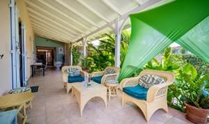 Posezení v ubytování Complexe La Providencia - Villa, Duplex, Studio, jacuzzi