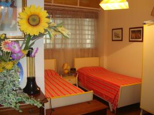 A bed or beds in a room at Bruseschi