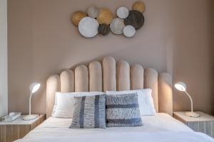 Postel nebo postele na pokoji v ubytování 1 Bedroom at Yansoon 4, Downtown Old Town with Garden View