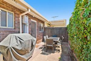 Gallery image of West Beach Family Beauty - 2 Bed Unit in Henley Beach South