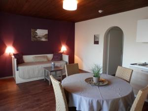 Posedenie v ubytovaní Dahoam by Sarina - Rooms & Suites