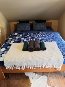 Postel nebo postele na pokoji v ubytování Útulný soukromý apartmán v anglickém stylu